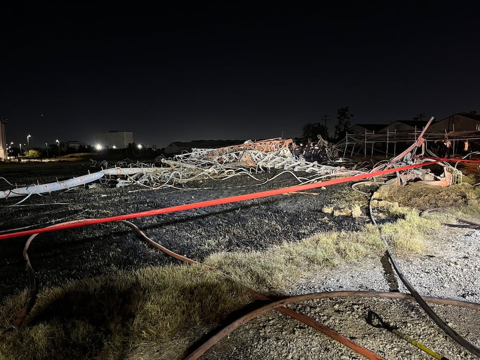 A helicopter reportedly crashed Sunday in Houston after hitting a radio tower, killing four...